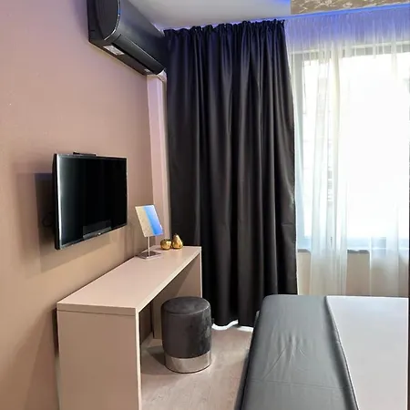 елегантен двустаен Four Seasons *