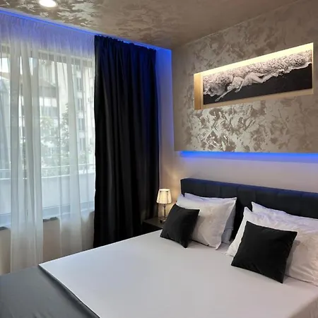 елегантен двустаен Four Seasons * Burgas