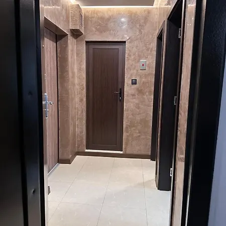 елегантен двустаен Four Seasons Apartment *